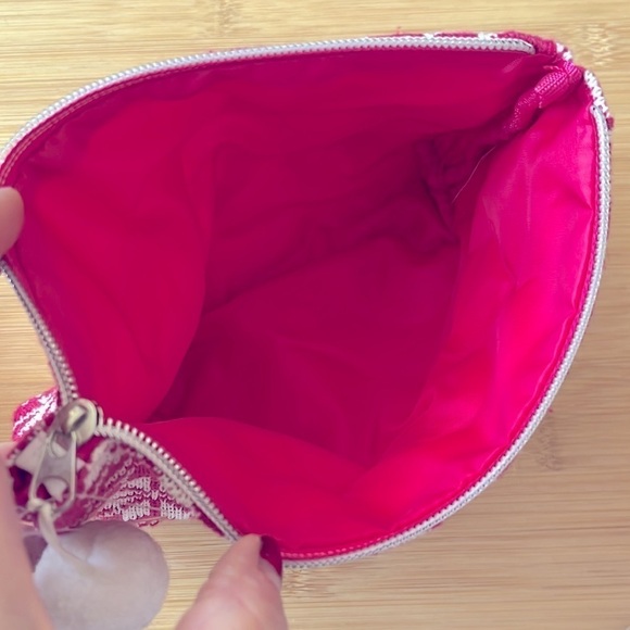 Brand New Soap & Glory Vitamin C Serum & Super Moisturizing Day Cream w/ Bag - Picture 16 of 16